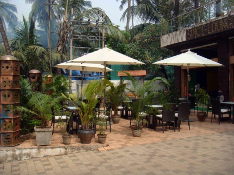 Nitya Resort, Калангут Экстерьер фото