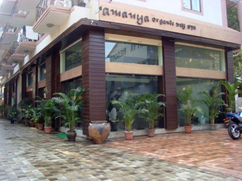 Nitya Resort, Калангут Экстерьер фото