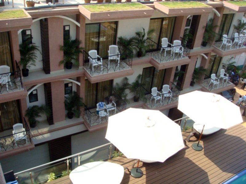 Nitya Resort, Калангут Экстерьер фото