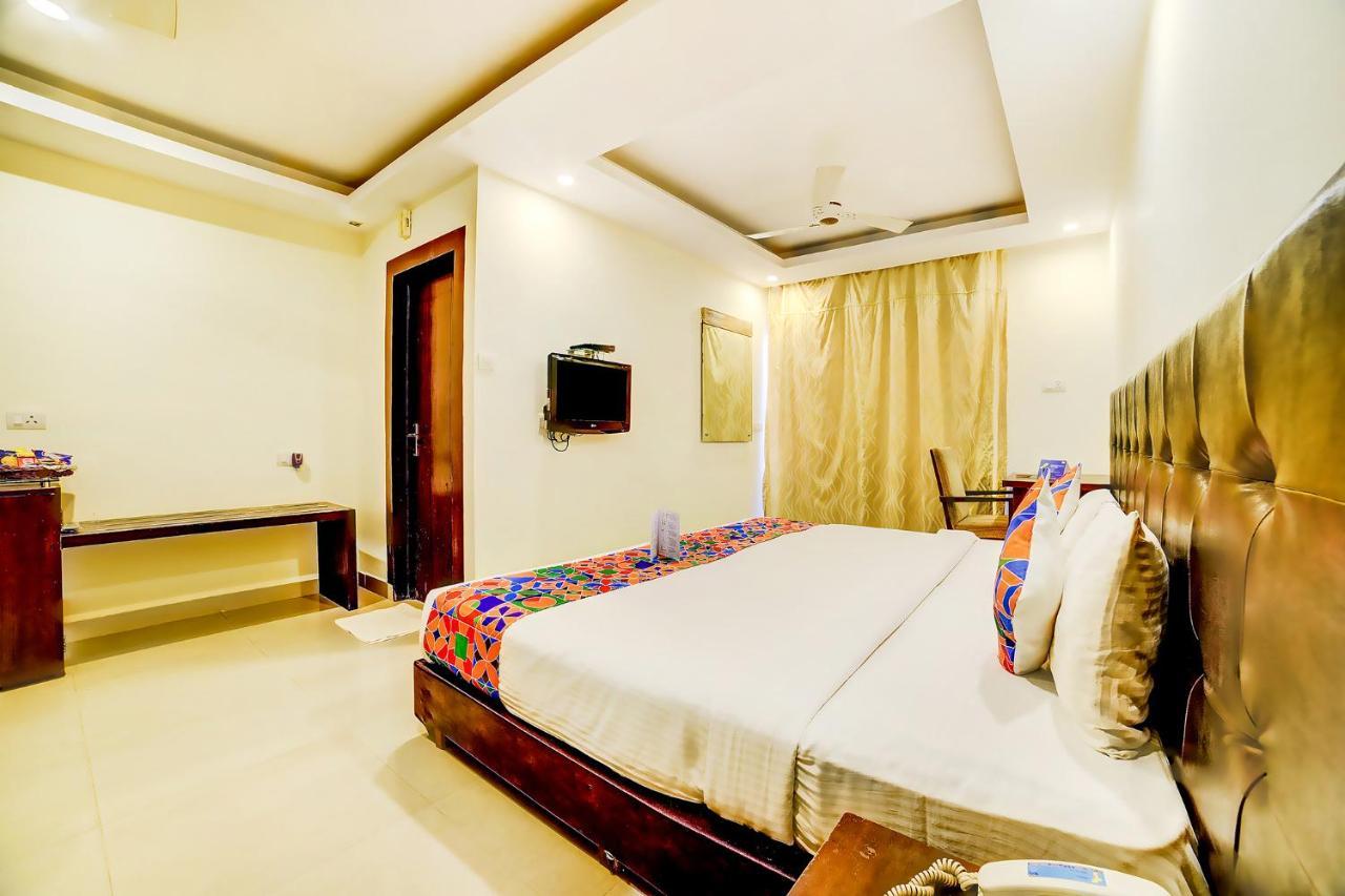 Nitya Resort, Калангут Экстерьер фото