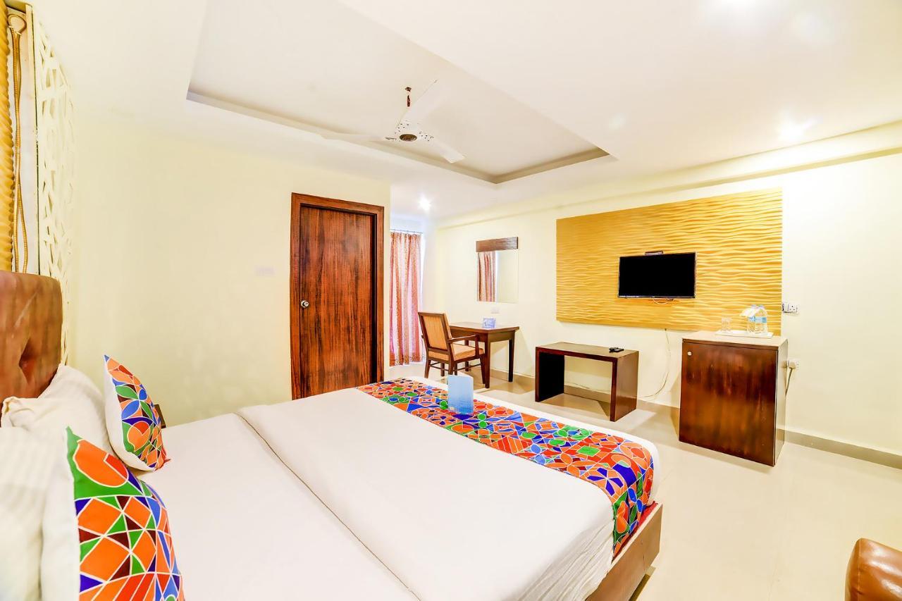 Nitya Resort, Калангут Экстерьер фото
