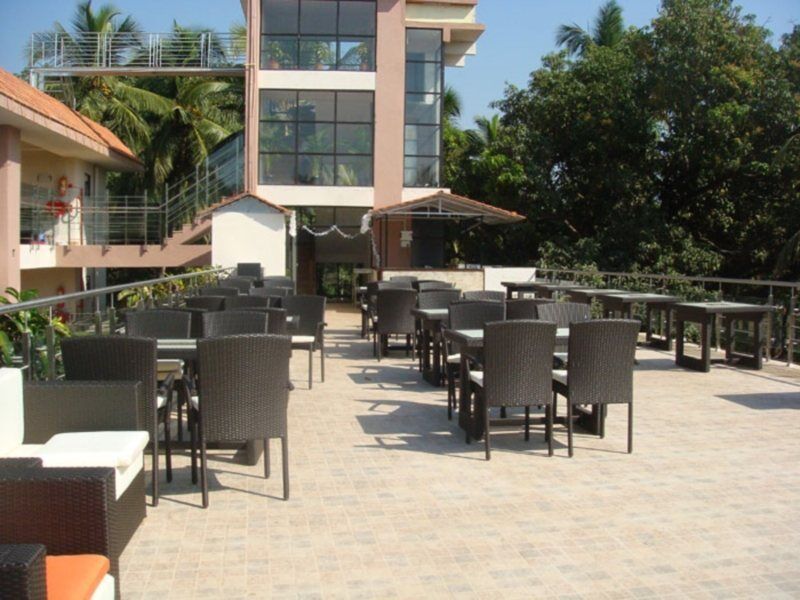 Nitya Resort, Калангут Экстерьер фото